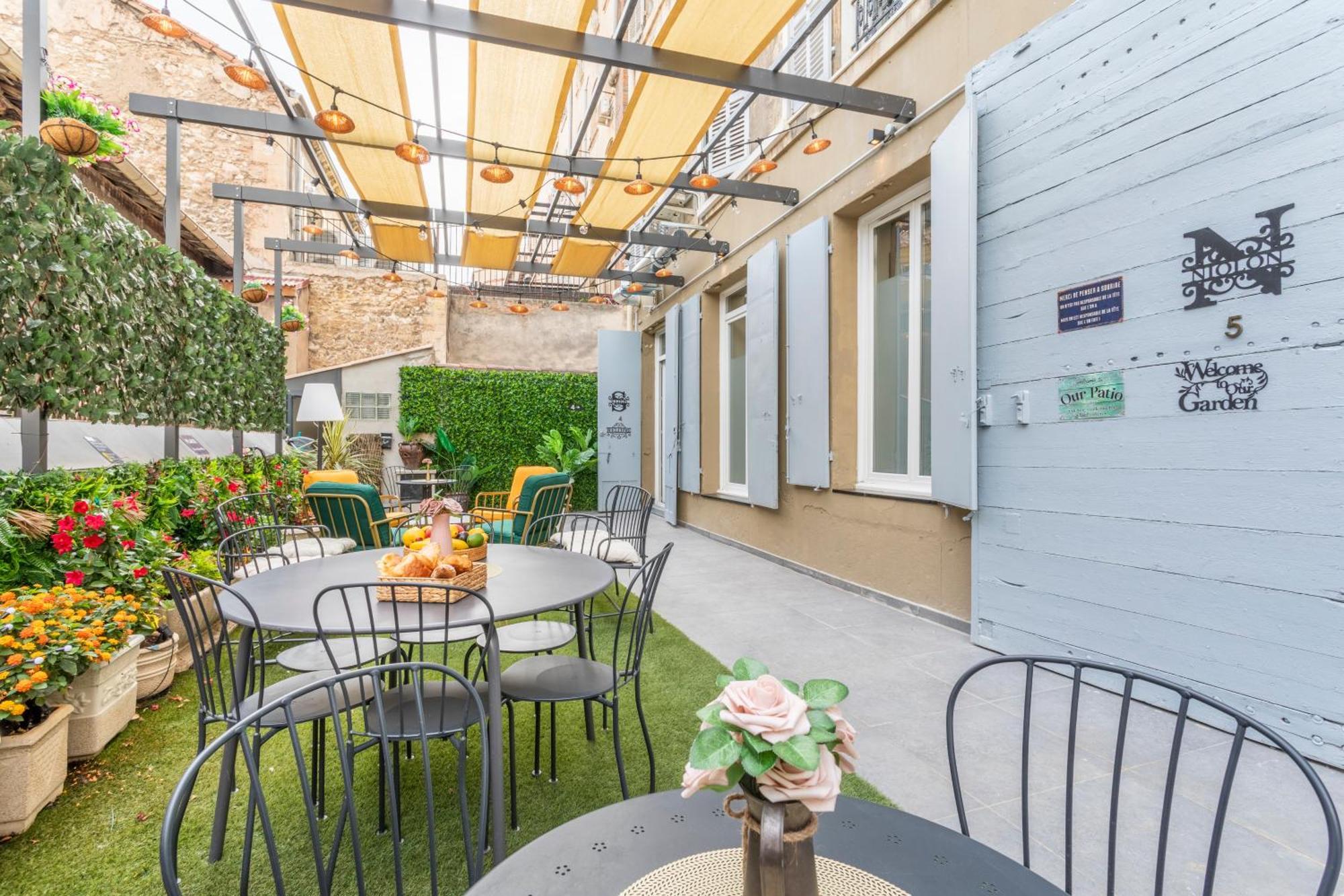 Adira Marseille Montgrand 2 Etoiles Lägenhet Exteriör bild