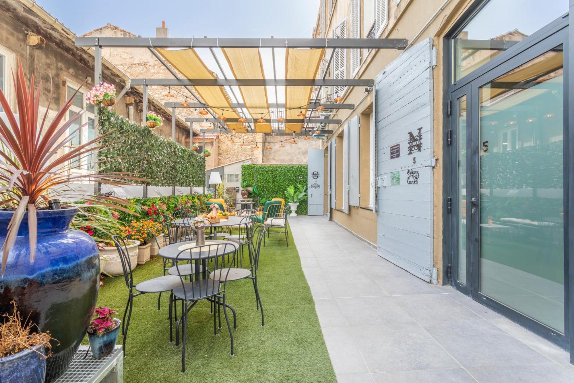 Adira Marseille Montgrand 2 Etoiles Lägenhet Exteriör bild